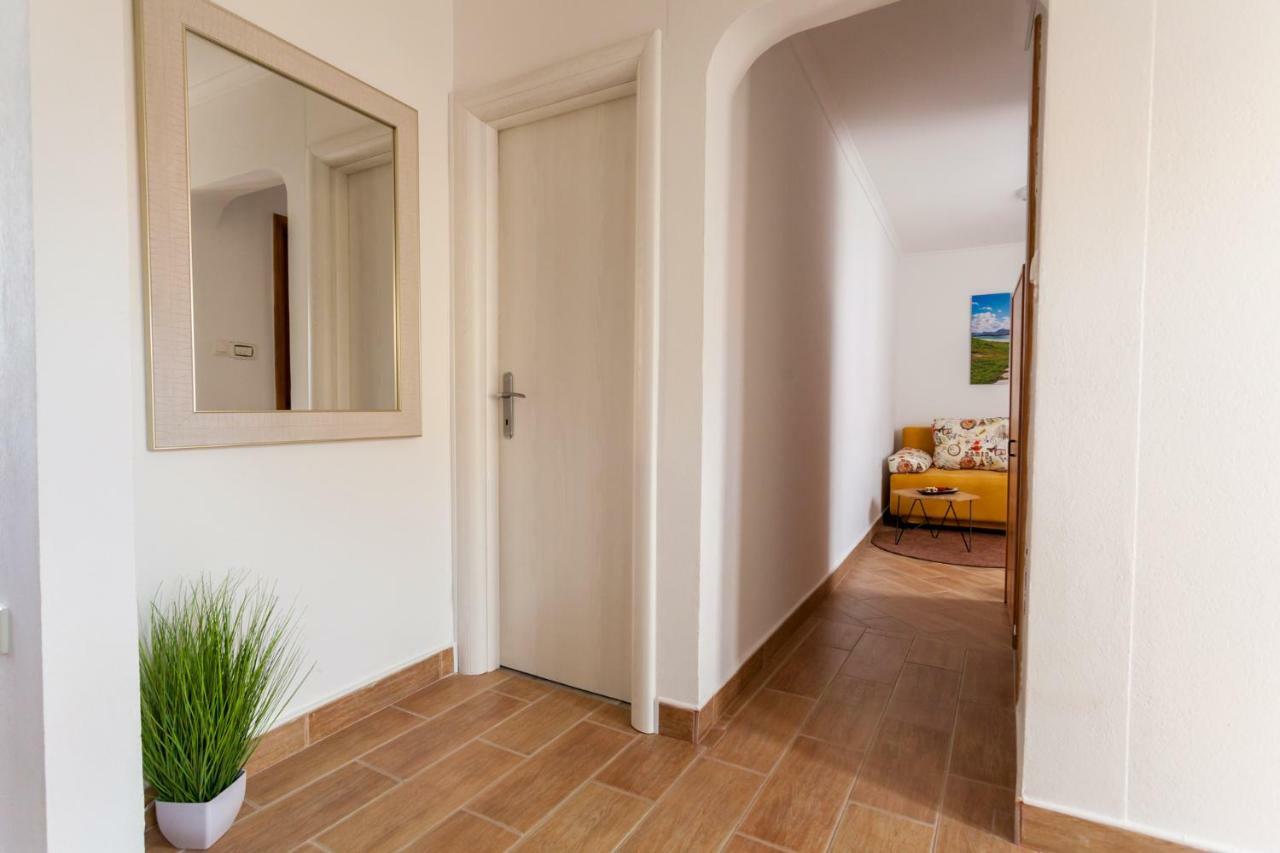 Apartment Nonna Krk Town Luaran gambar